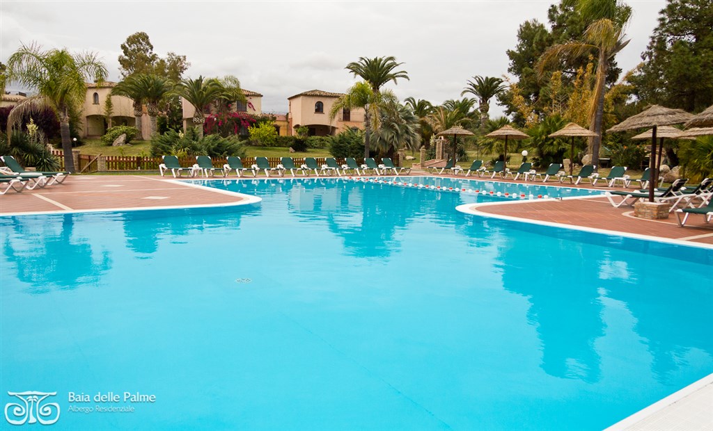 Bazén, S. Margherita di Pula, Sardinie