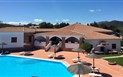 Vila Antonina - Exteriér vily a bazén, Golfo di Marinella, Sardinie