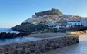 Vína severní Sardinie s Darinou - Pohled na město, Castelsardo, Sardinie