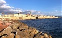 Vína severní Sardinie s Darinou - Pohled na hradby, Alghero, Sardinie