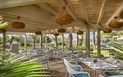 7Pines Resort Sardinia - Restaurace Spazio u bazénu, Baja Sardinia, Sardinie