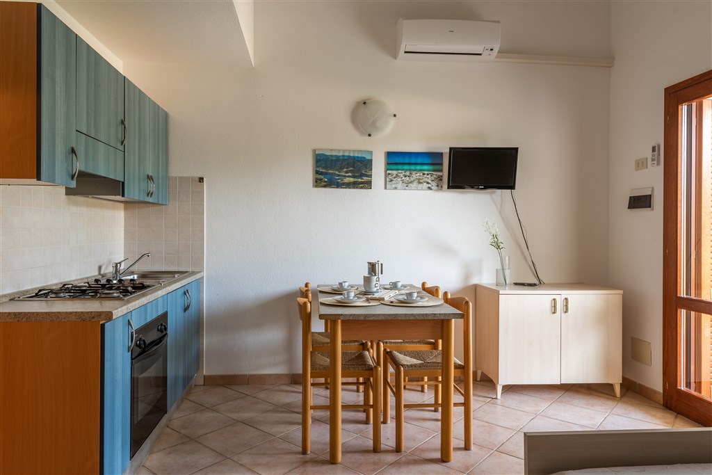 Kuchyňka apartmán Trilo, Budoni, Sardinie