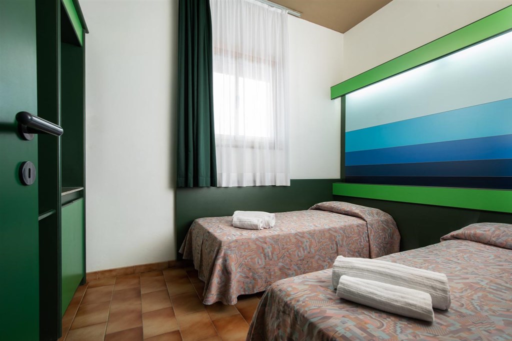 Eco Village Baia delle Ginestre - TRILO ložnice s oddělenými lůžky, Teulada, Sardinie