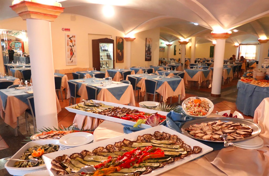 Restaurace, San Teodoro, Sardinie