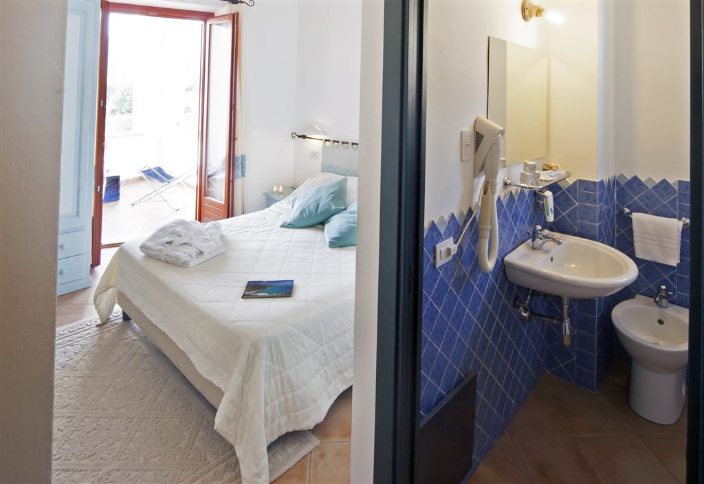 Hotel Bue Marino - Pokoj Superior s výhledem na moře, Cala Gonone, Sardinie