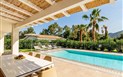 Vily Ogliastra - Vila s privátním bazénem, terasa s posezením a bazénem, Cardedu, Sardinie