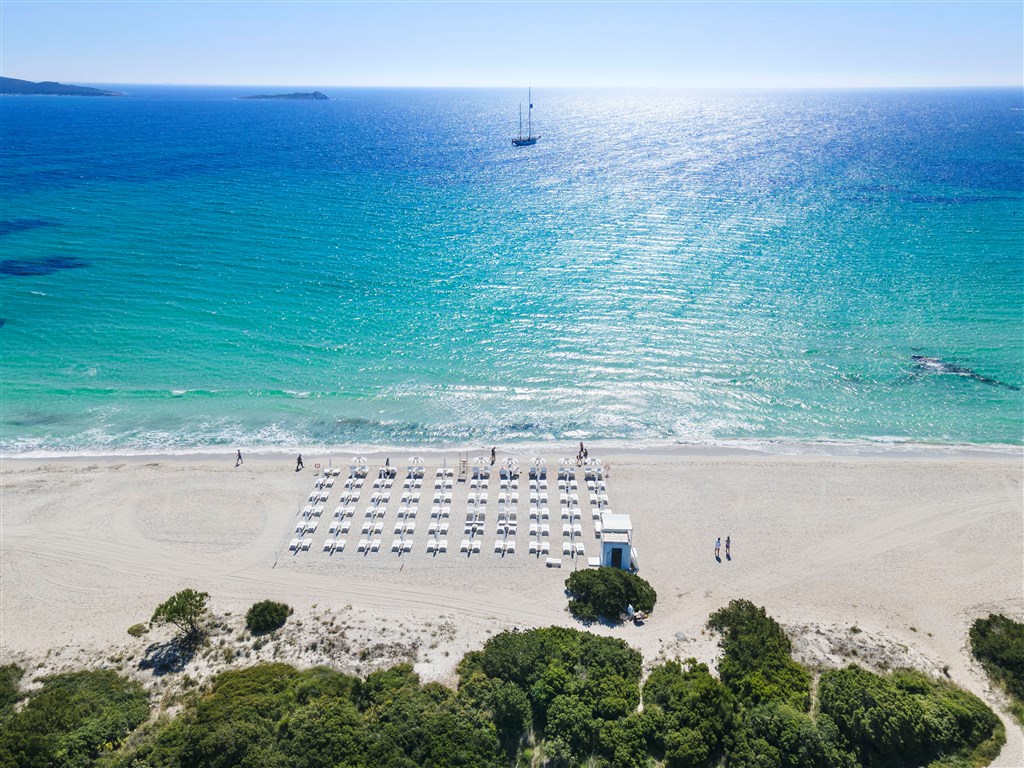 Pláž Lu Impostu, San Teodoro, Sardinie