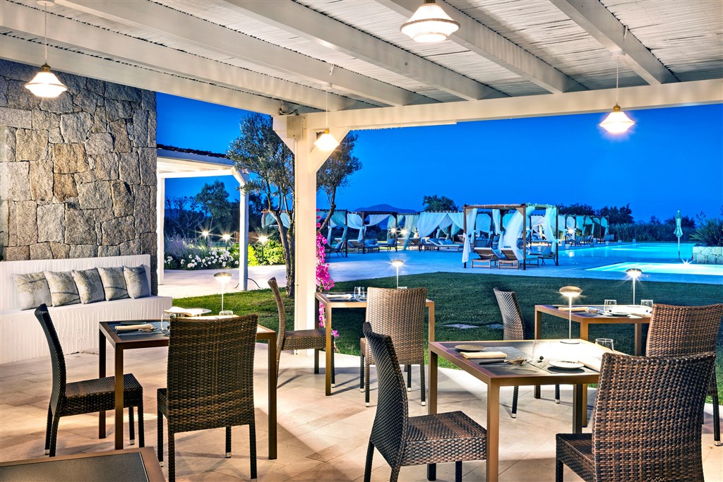 Restaurace Gusto by Sadler, San Teodoro, Sardinie