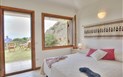 Residence di Bes - Ložnice, Chia, Sardinie (textilní dekorace nejsou součástí vybavení).