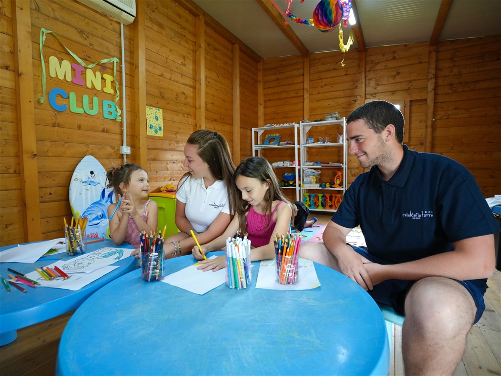 Cala della Torre Resort - Miniklub, Siniscola, Sardinie