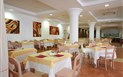 Cala della Torre Resort - Restaurace, Siniscola, Sardinie