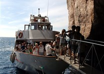 Výlet lodí na jeskyně Grotte di Nettuno