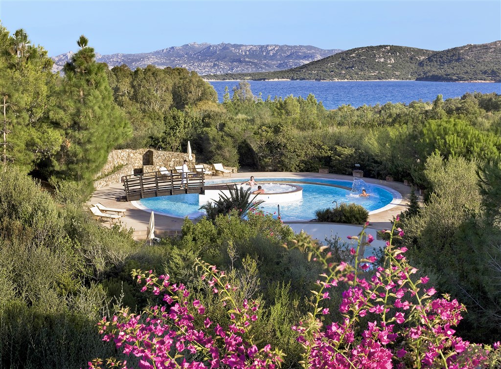 Wellness & Spa - venkovní bazény, Palau, Sardinie