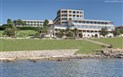Silvestr 2025 v luxusním hotelu na Korálové riviéře - Pohled na hotel, Alghero, Sardinie