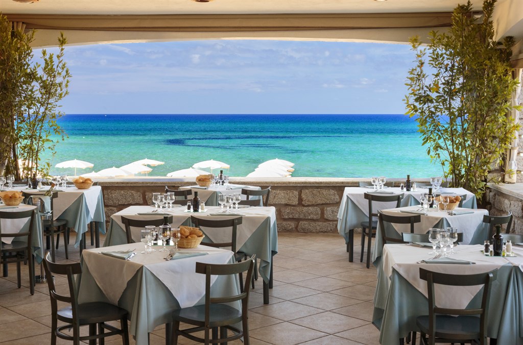 Restaurace, Badesi, Sardinie