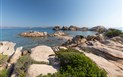 Club Hotel Baja Sardinia - Cesta na soukromou pláž, Baja Sardinia, Sardinie