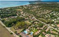 Green Village Resort - Pohled na residenci z dronu, Villasimius, Sardinie