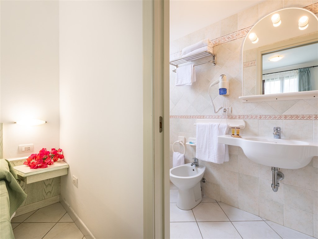 Koupelna, Villasimius, Sardinie