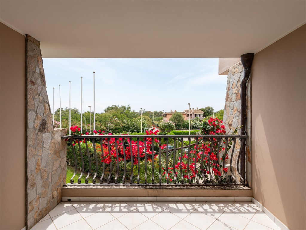 Výhled z residence, Villasimius, Sardinie