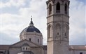Podmanivá Sardinie - příroda, historie, město - Katedrála Santa Maria, Oristano, Sardinie