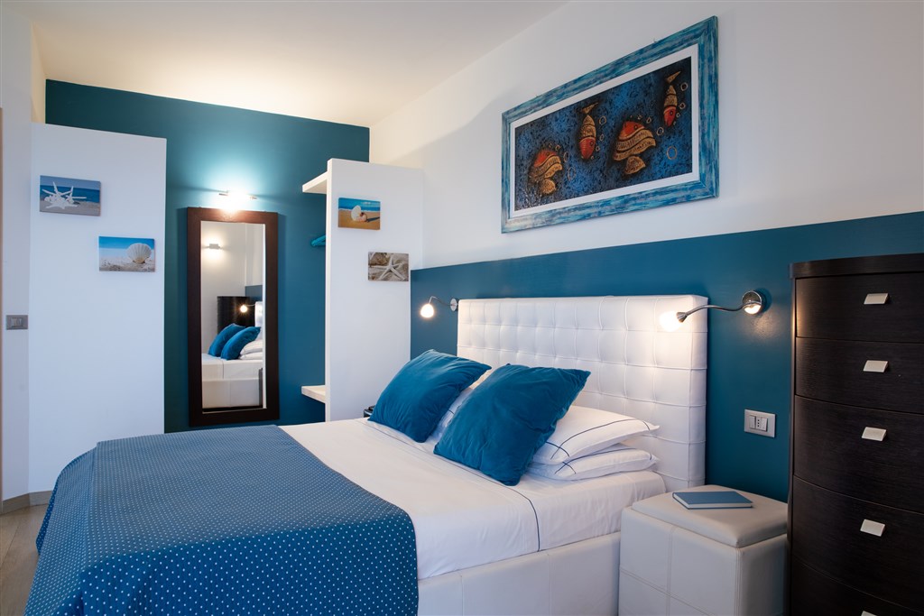 Pokoj JUNIOR SUITE DELUXE, Castelsardo, Sardinie