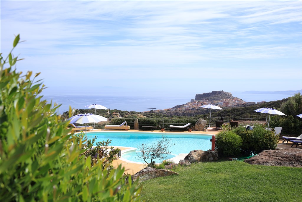 Bazén, Castelsardo, Sardinie