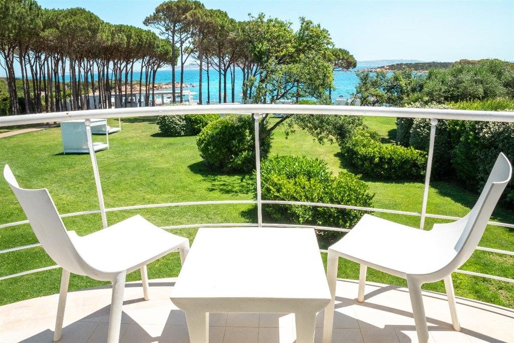 Junior suite s výhledem na moře, Santa Teresa Gallura, Sardinie