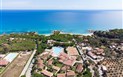 Valtur Sardegna Tirreno Resort - Pohled z výšky na hotel, Cala Liberotto, Orosei, Sardinie
