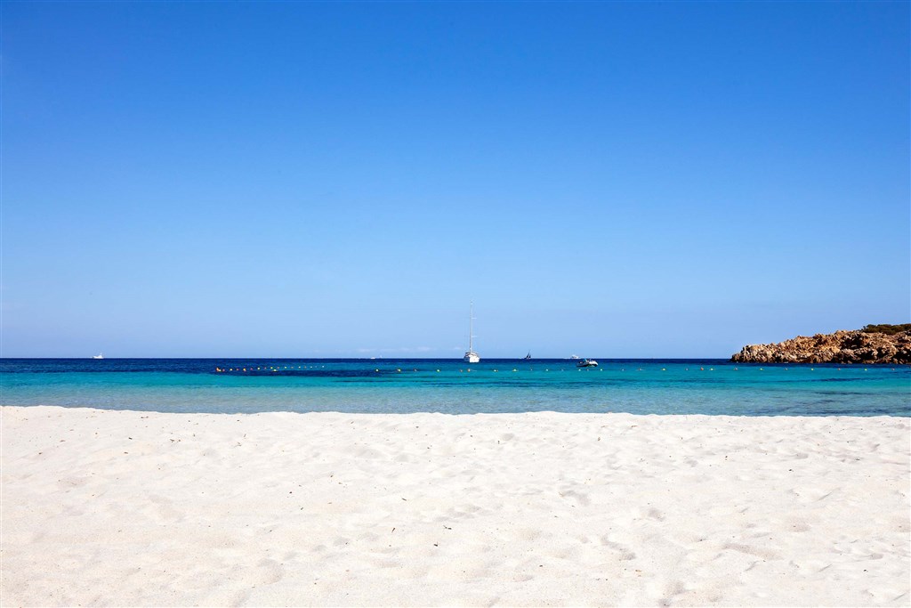 Pláž, Porto Cervo, Sardinie