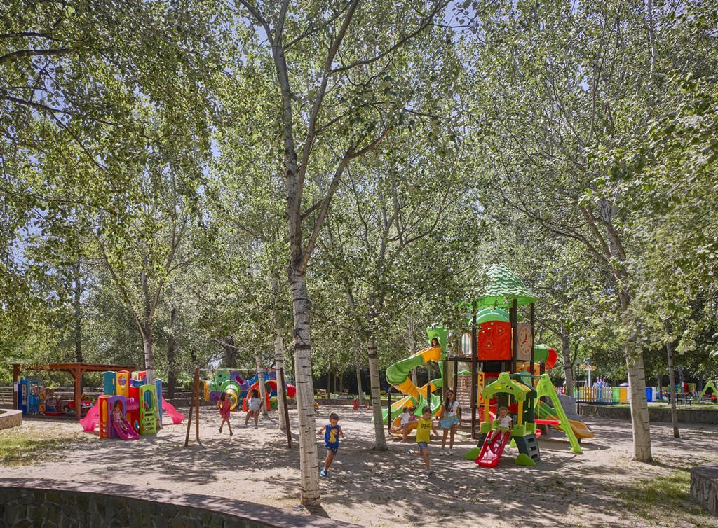 Dětské hřiště, Maracalagonis, Sardinie