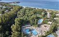 Calaserena Village - Letecký pohled na areál hotelu, Maracalagonis, Sardinie