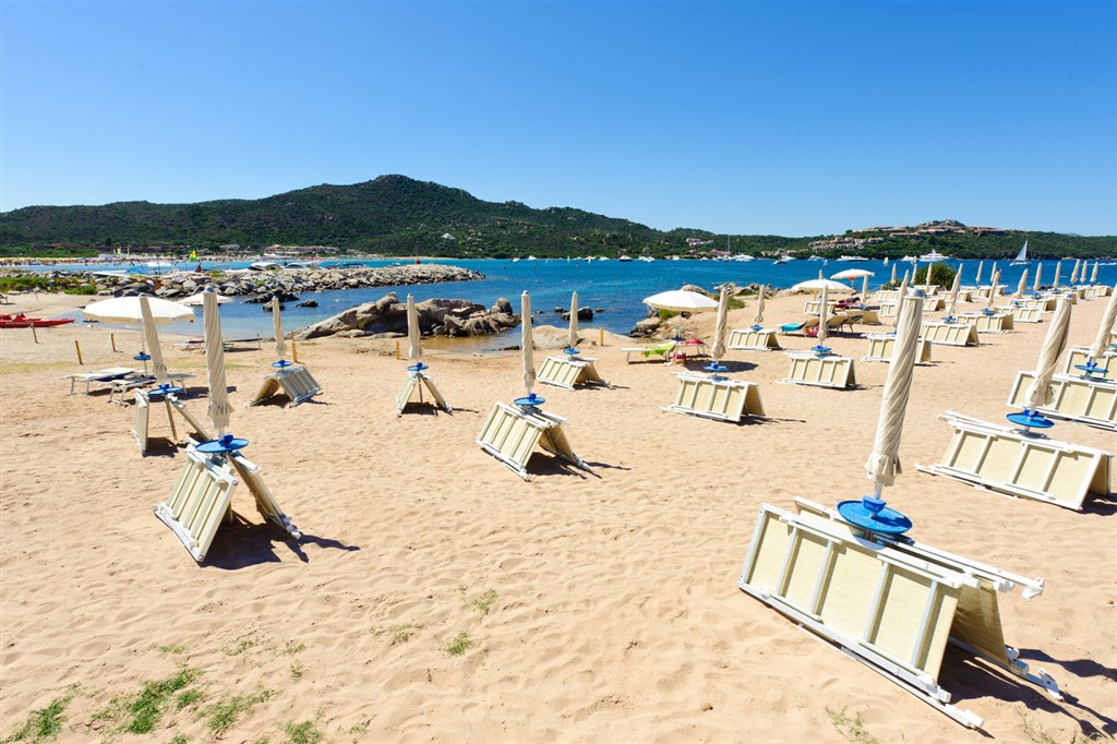 Marinella Residence - Písečná pláž a moře, Golfo di Marinella, Sardinie