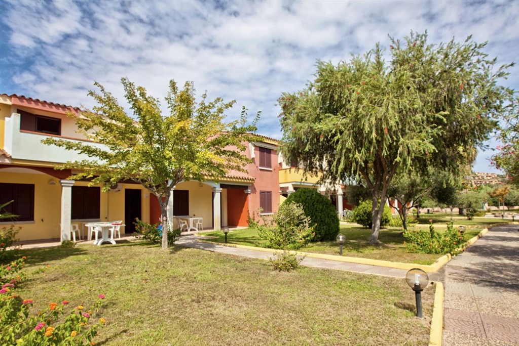 Residence Oasi Anfiteatro - Exteriér apartmánů, Porto Ottiolu, Sardinie