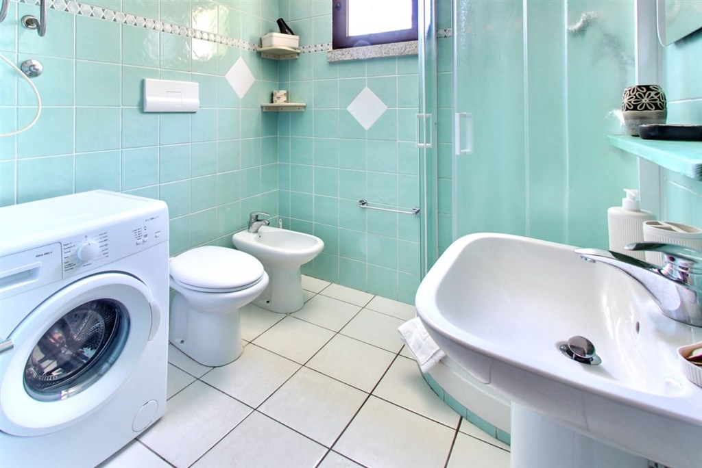 Residence Oasi Anfiteatro - Koupelna, Porto Ottiolu, Sardinie