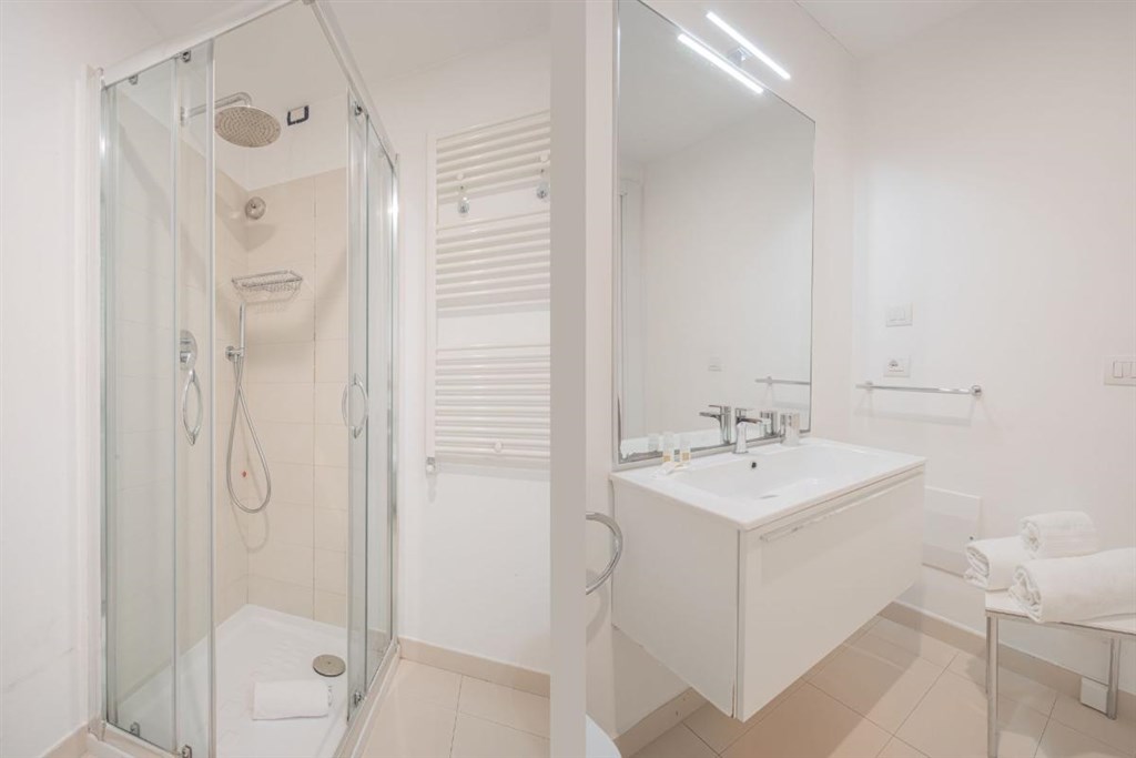 Koupelna apartmánu Mono Comfort, Nuoro, Sardinie