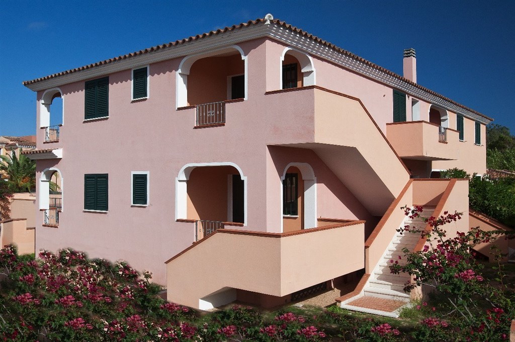 Pohled na ubytování zvenku, Orosei, Sardinie