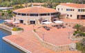 Residence Costa Serena - Restaurace v resortu, Palau, Sardinie