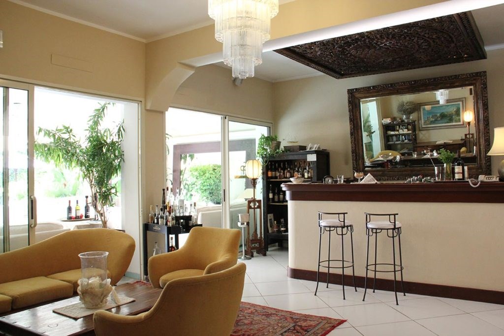 Americký bar, Villasimius, Sardinie