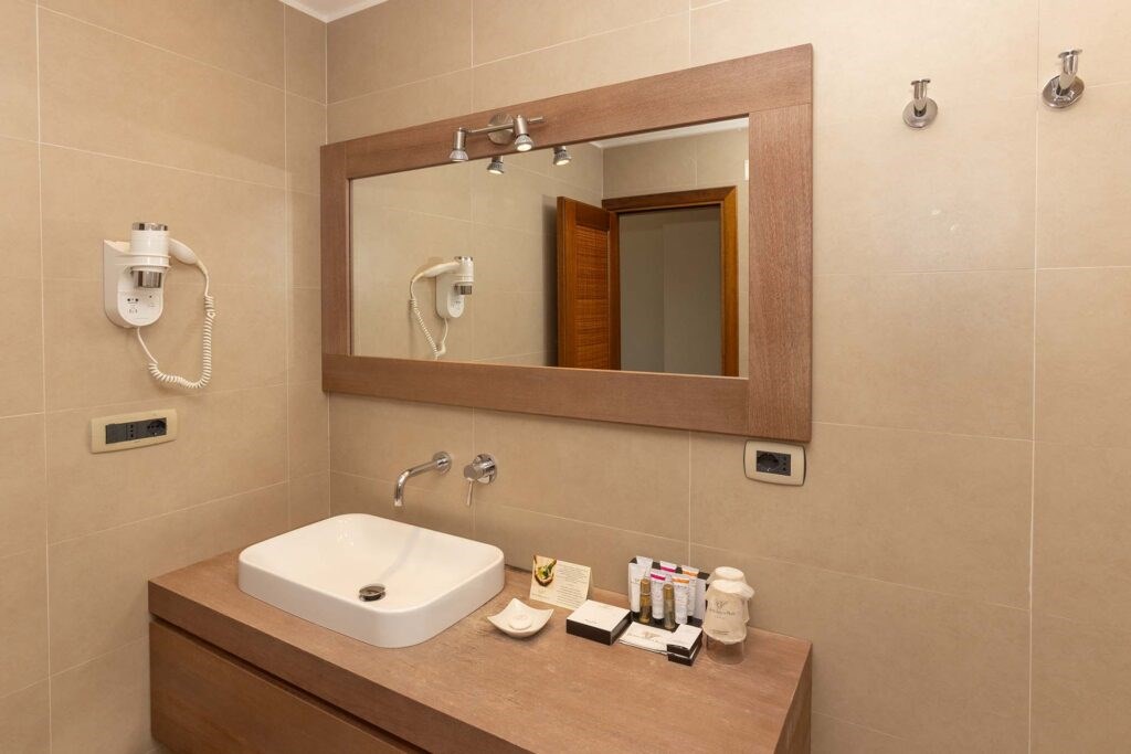 Pokoj Suite s výhledem na moře, Villasimius, Sardinie