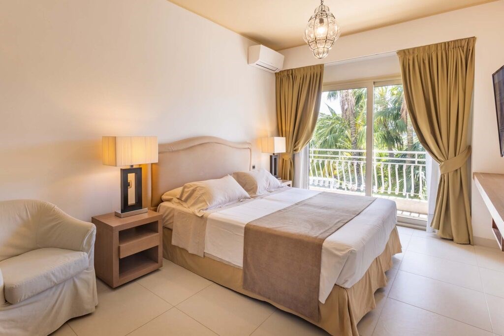 Pokoj Suite s výhledem na moře, Villasimius, Sardinie