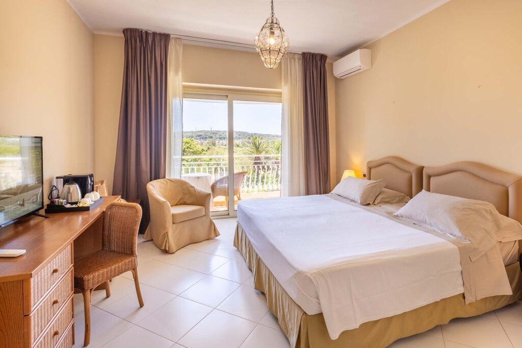 Pokoj Suite s výhledem na moře, Villasimius, Sardinie