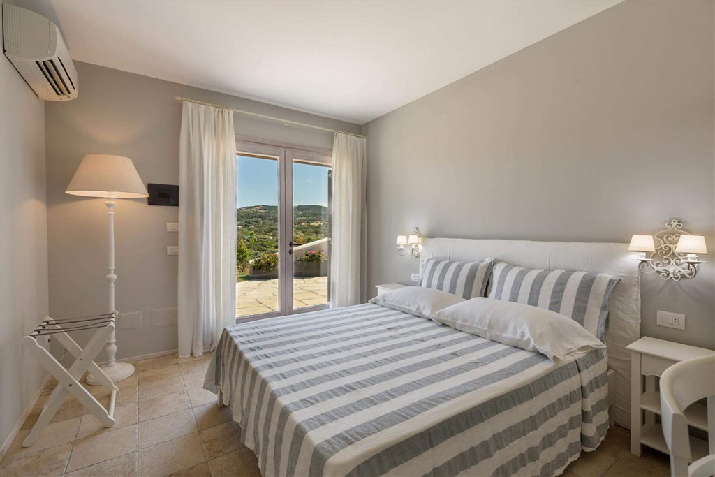 Pokoj Liccia, Palau, Sardinie