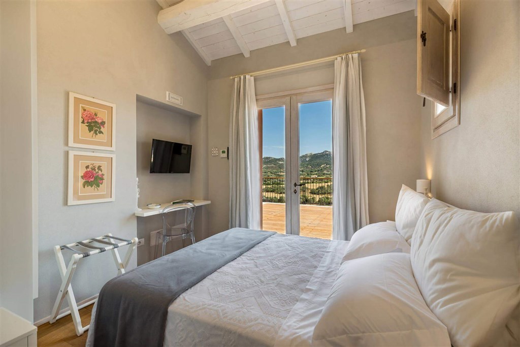 Pokoj Iacia, Palau, Sardinie