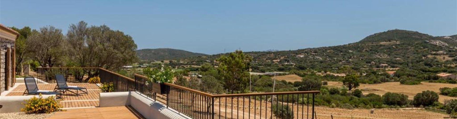 Tenuta Petra Bianca