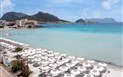 Hotel Castello - Pohled na pláž u hotelu, Golfo Aranci, Sardinie