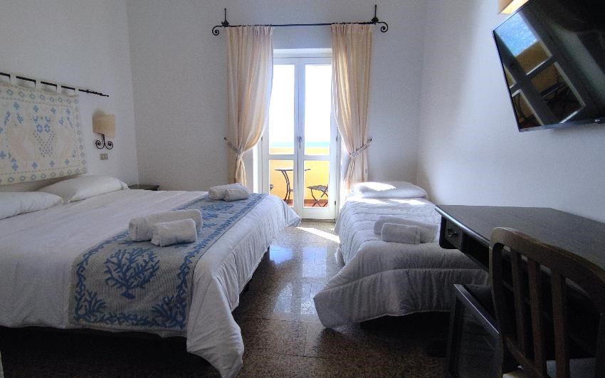 Pokoj Deluxe s výhledem na moře, Golfo Aranci, Sardinie