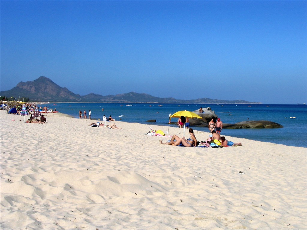 Pláž Costa Rei, Costa Rei, Sardinie