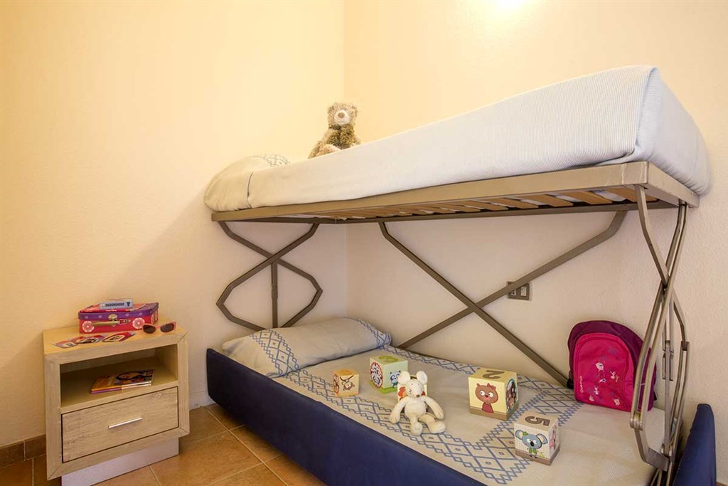 Palanda ve 4.lůžkovém pokoji, Agrustos, Budoni