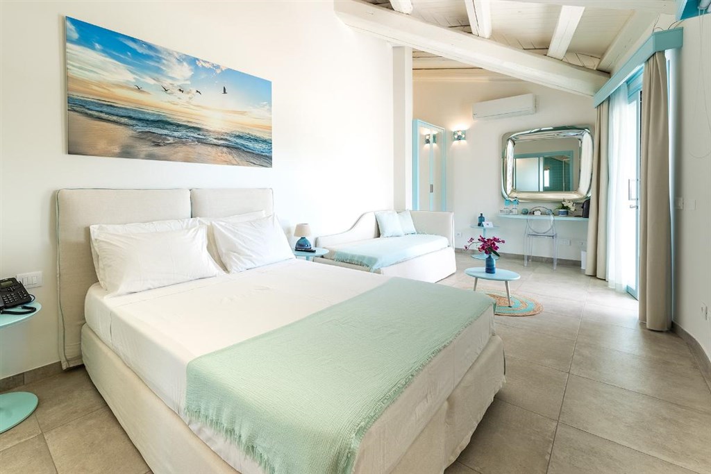 Pokoj Junior Suite, Santa Margherita di Pula, Sardinie