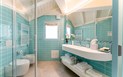 Oasi Blu Sardinia - Koupelna pokoje Junior Suite, Santa Margherita di Pula, Sardinie